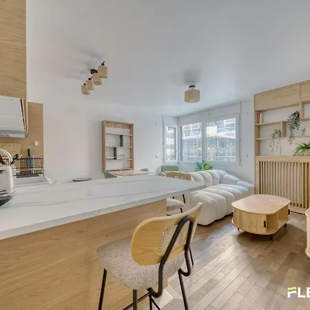 Apartment Spacious And Bright T2 Near The Seine & Metro 14