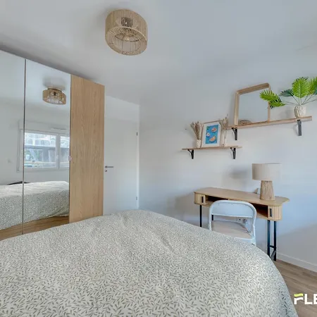Spacious And Bright T2 Near The Seine & Metro 14 Apartment